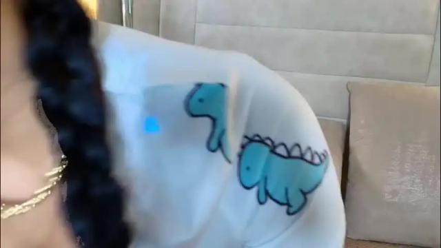 Image 3 of sophie_mancini18 Stream on Chaturbate on 1 month ago