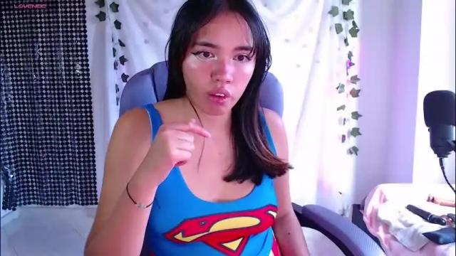 Image 2 of sophie_north Stream on Chaturbate on 2 months ago