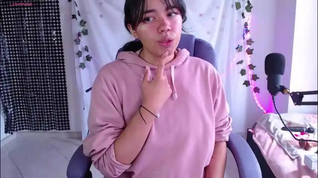 Thumbnail 1, sophie_north's Stream at Chaturbate, 1 month ago