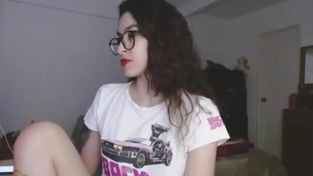Image 11 of sophie_roses Stream on Chaturbate on 14 months ago