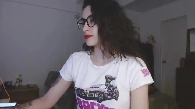 Image 12 of sophie_roses Stream on Chaturbate on 14 months ago