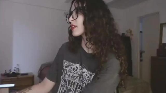 Image 11 of sophie_roses Stream on Chaturbate on 14 months ago