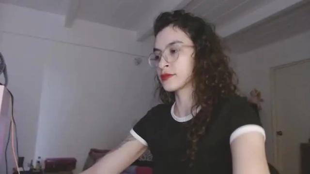 Thumbnail 1, sophie_roses's Stream at Chaturbate, 13 months ago