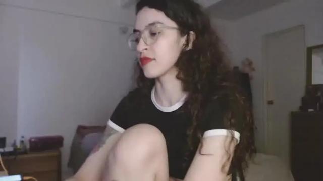 Image 12 of sophie_roses Stream on Chaturbate on 13 months ago