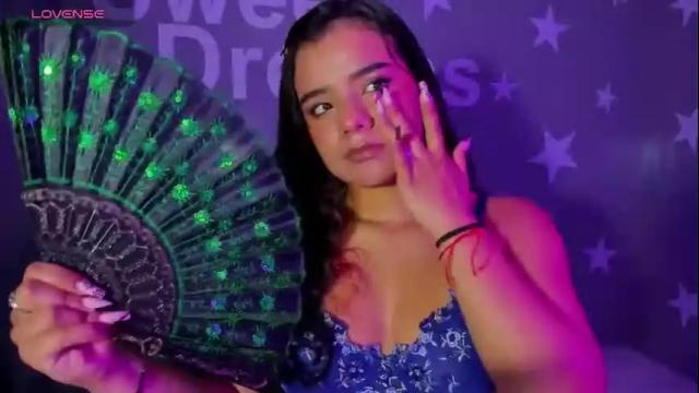 Image 8 of sophie_t_ Stream on Chaturbate on 3 months ago