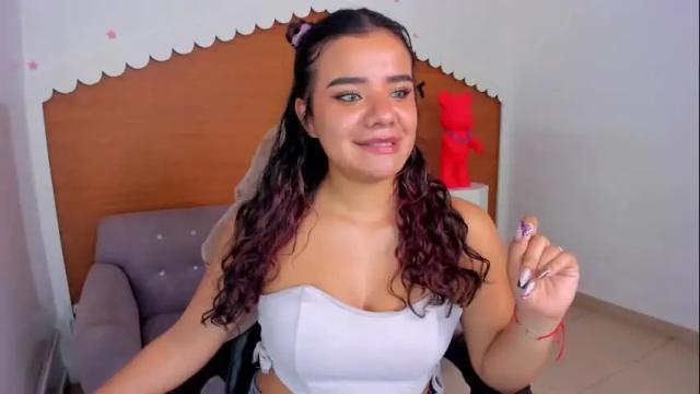 Image 10 of sophie_t_ Stream on Chaturbate on 2 months ago