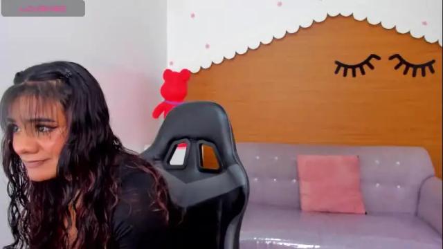 Image 2 of sophie_t_ Stream on Chaturbate on 2 months ago