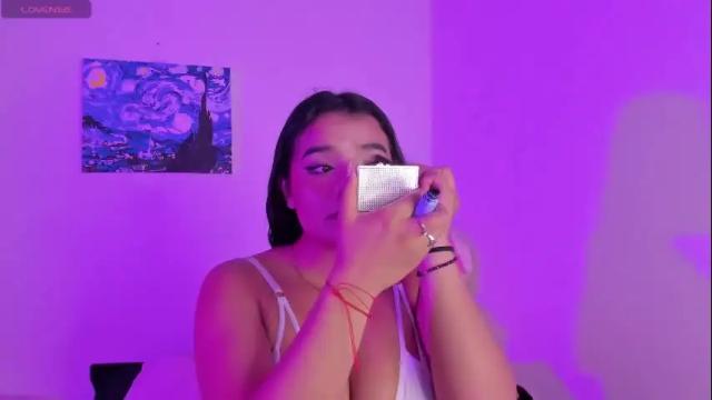 Image 10 of sophie_t_ Stream on Chaturbate on 2 months ago