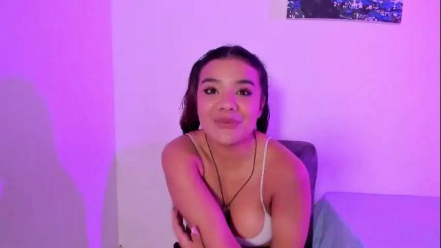 Image 10 of sophie_t_ Stream on Chaturbate on 1 month ago