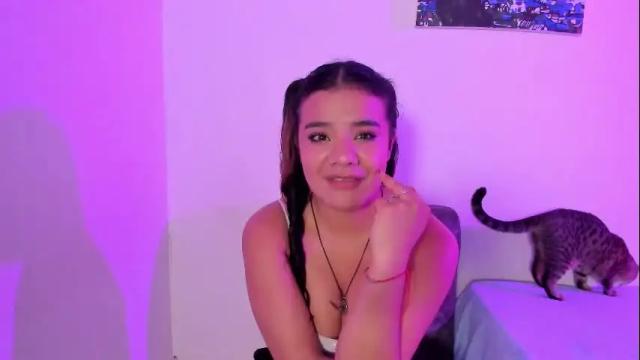 Image 11 of sophie_t_ Stream on Chaturbate on 1 month ago