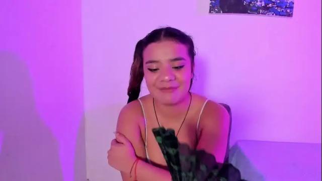 Image 6 of sophie_t_ Stream on Chaturbate on 1 month ago