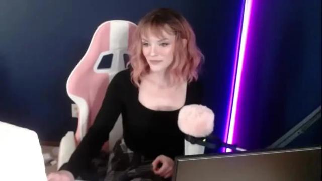 Image 12 of sophie_usagi Stream on Chaturbate on 16 months ago