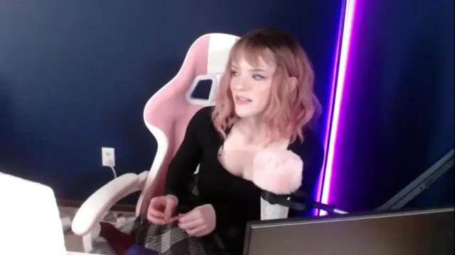 Image 4 of sophie_usagi Stream on Chaturbate on 6 months ago