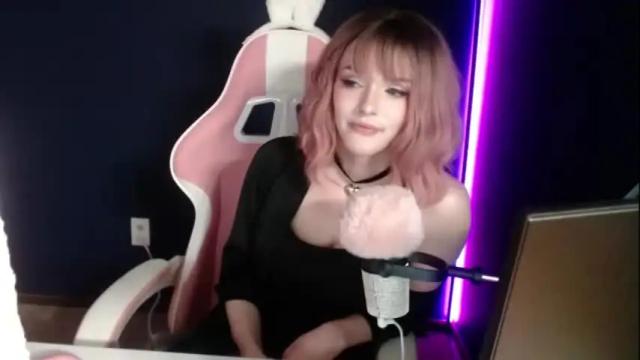 Image 10 of sophie_usagi Stream on Chaturbate on 16 months ago
