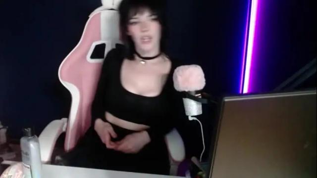 Image 7 of sophie_usagi Stream on Chaturbate on 6 months ago