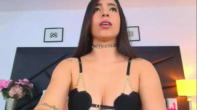 Image 8 of sophiecarther Stream on Chaturbate on 29 days ago