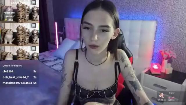 Image 7 of sophiecherrie Stream on Chaturbate on 1 month ago