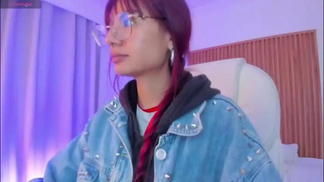 Image 4 of sophiecherry_ Stream on Chaturbate on 2 months ago