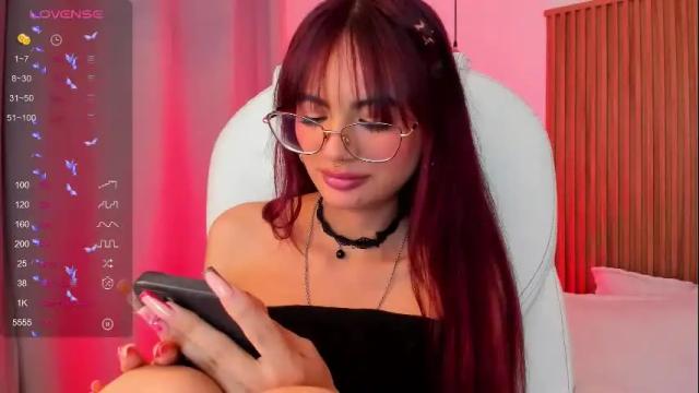 Image 2 of sophiecherry_ Stream on Chaturbate on 1 month ago