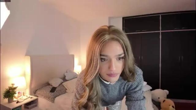 Image 3 of sophiecornett Stream on Chaturbate on 1 month ago