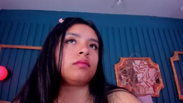 Image 10 of sophiee_brownn Stream on Chaturbate on 12 months ago