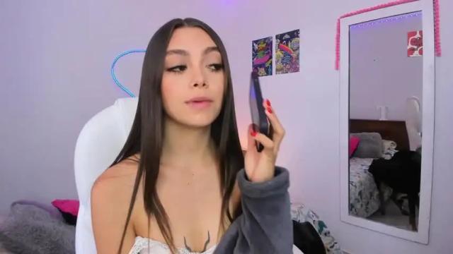 Image 11 of sophiegreey Stream on Chaturbate on 13 months ago