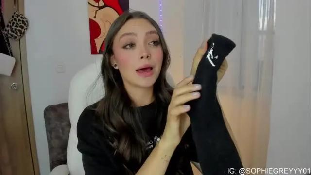 Image 10 of sophiegreey Stream on Chaturbate on 1 month ago