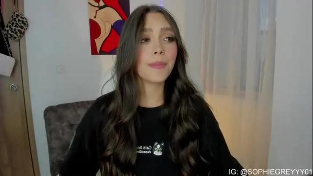 Image 12 of sophiegreey Stream on Chaturbate on 1 month ago