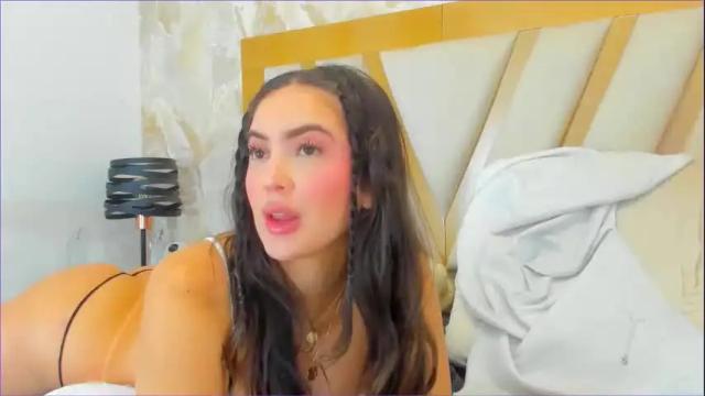Image 11 of sophiekozlov Stream on Chaturbate on 23 days ago