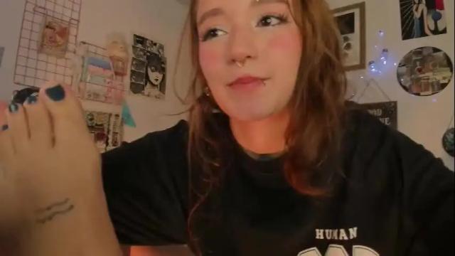 Image 4 of sophieluck Stream on Chaturbate on 3 days ago