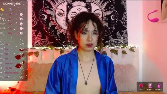 Image 2 of sophiemarshall_ Stream on Chaturbate on 14 months ago