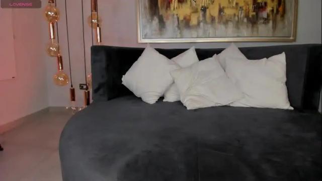 Image 4 of sophiepalmerx Stream on Chaturbate on 1 month ago