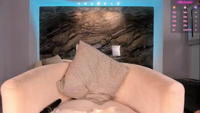 Image 8 of sophiepalmerx Stream on Chaturbate on 1 month ago