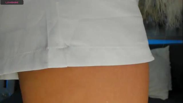 Image 4 of sophiepalmerx Stream on Chaturbate on 15 days ago