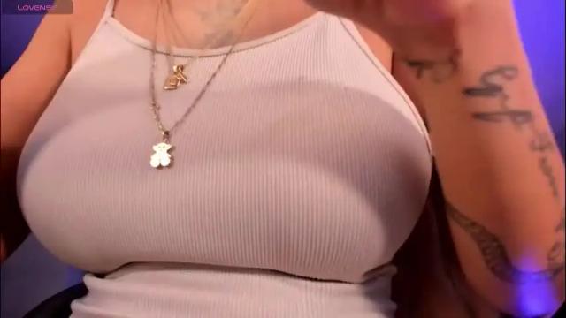 Image 2 of sophiepalmerx Stream on Chaturbate on 1 month ago