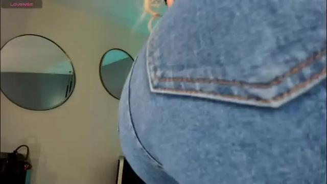 Image 11 of sophiepalmerx Stream on Chaturbate on 7 days ago