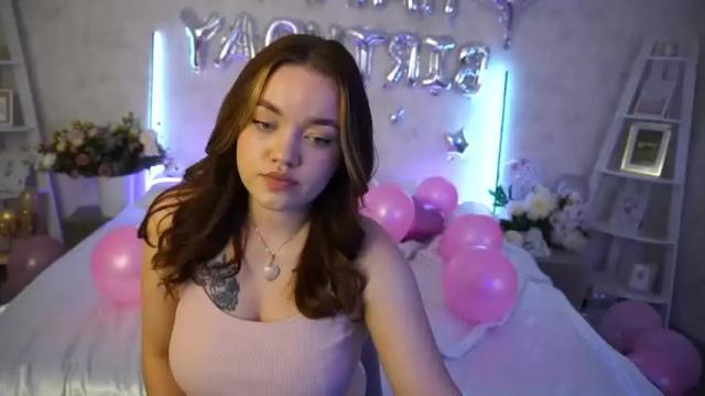 Image 10 of sophiesi Stream on Chaturbate on 20 months ago