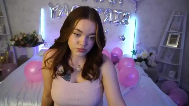 Image 7 of sophiesi Stream on Chaturbate on 20 months ago
