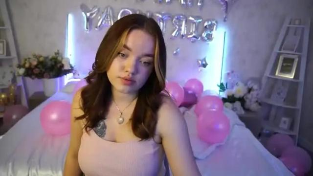 Image 8 of sophiesi Stream on Chaturbate on 20 months ago