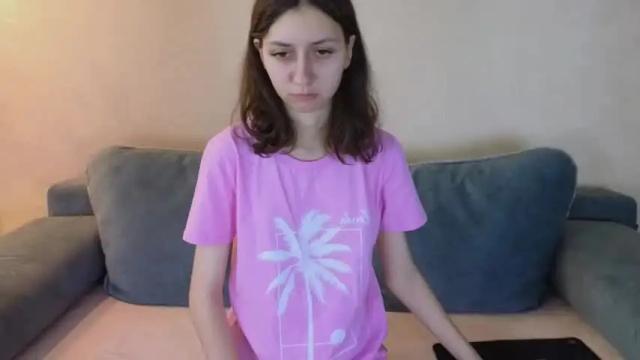 Image 2 of sophiia_martins Stream on Chaturbate on 19 months ago
