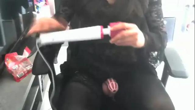 Image 3 of sophiietrav Stream on Chaturbate on 5 months ago