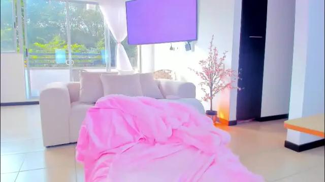 Image 4 of sophijonnes Stream on Chaturbate on 1 month ago