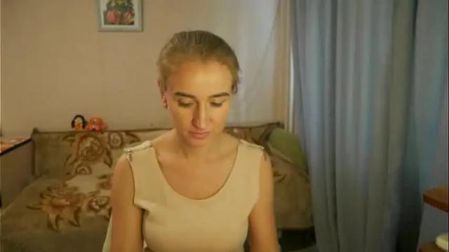 Image 3 of sophilorens Stream on Chaturbate on 4 months ago