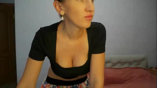 Image 3 of sophilorens Stream on Chaturbate on 2 months ago