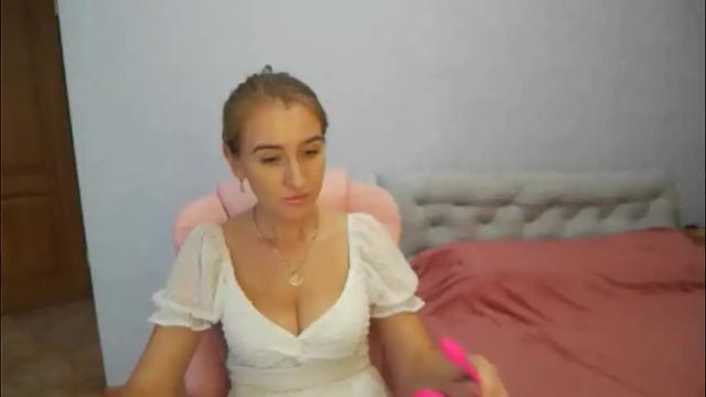 Image 7 of sophilorens Stream on Chaturbate on 1 month ago