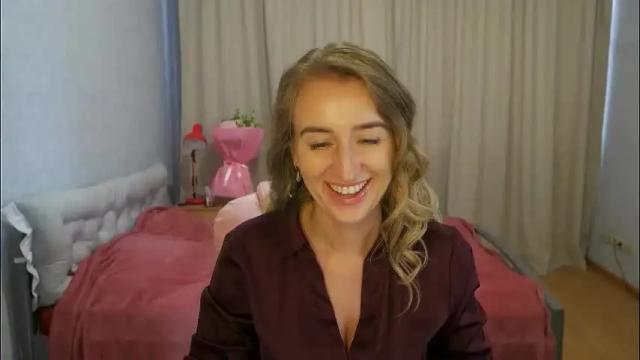 Image 2 of sophilorens Stream on Chaturbate on 1 month ago