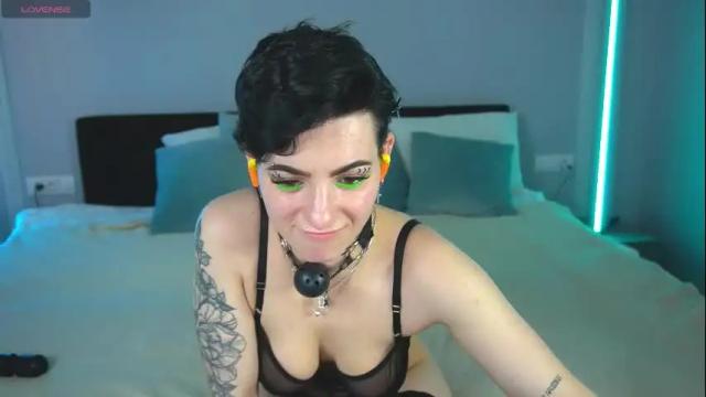 Image 3 of sophiyastar Stream on Chaturbate on 1 month ago