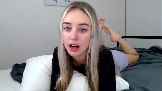 Image 3 of sophs01 Stream on Chaturbate on 1 month ago