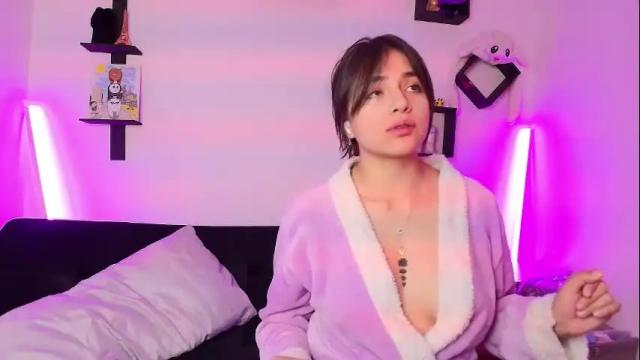 Thumbnail 1, sophy_smilesweet's Stream at Chaturbate, 3 days ago