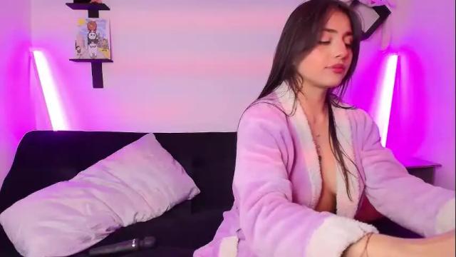 Image 12 of sophy_smilesweet Stream on Chaturbate on 5 days ago